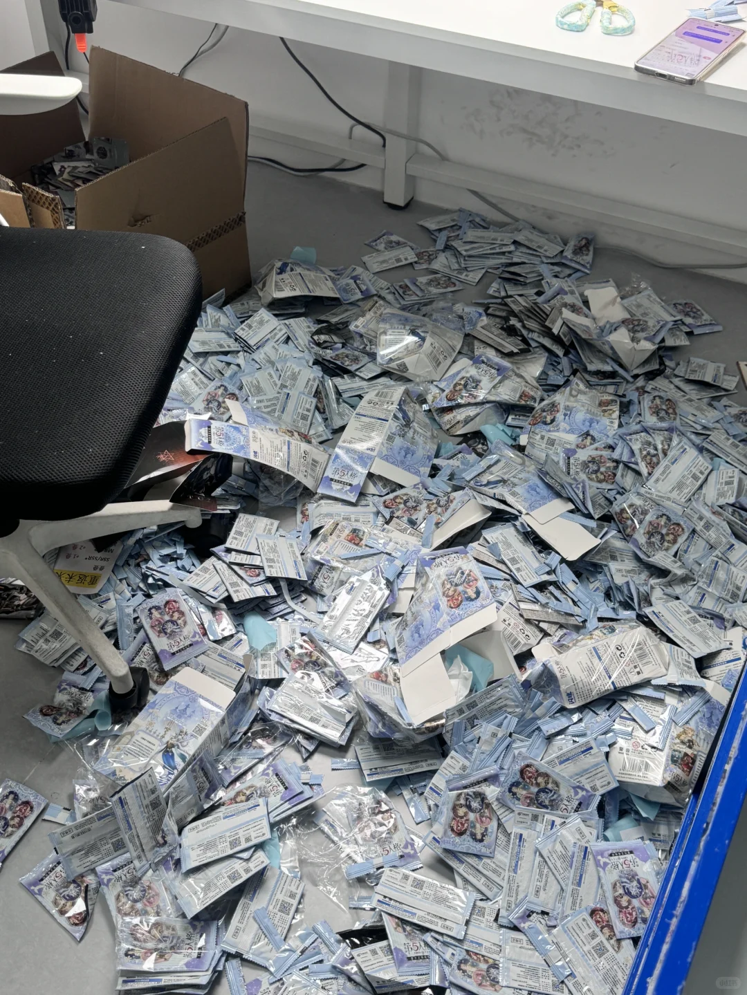有没有小伙伴愿意做拆卡主播呢