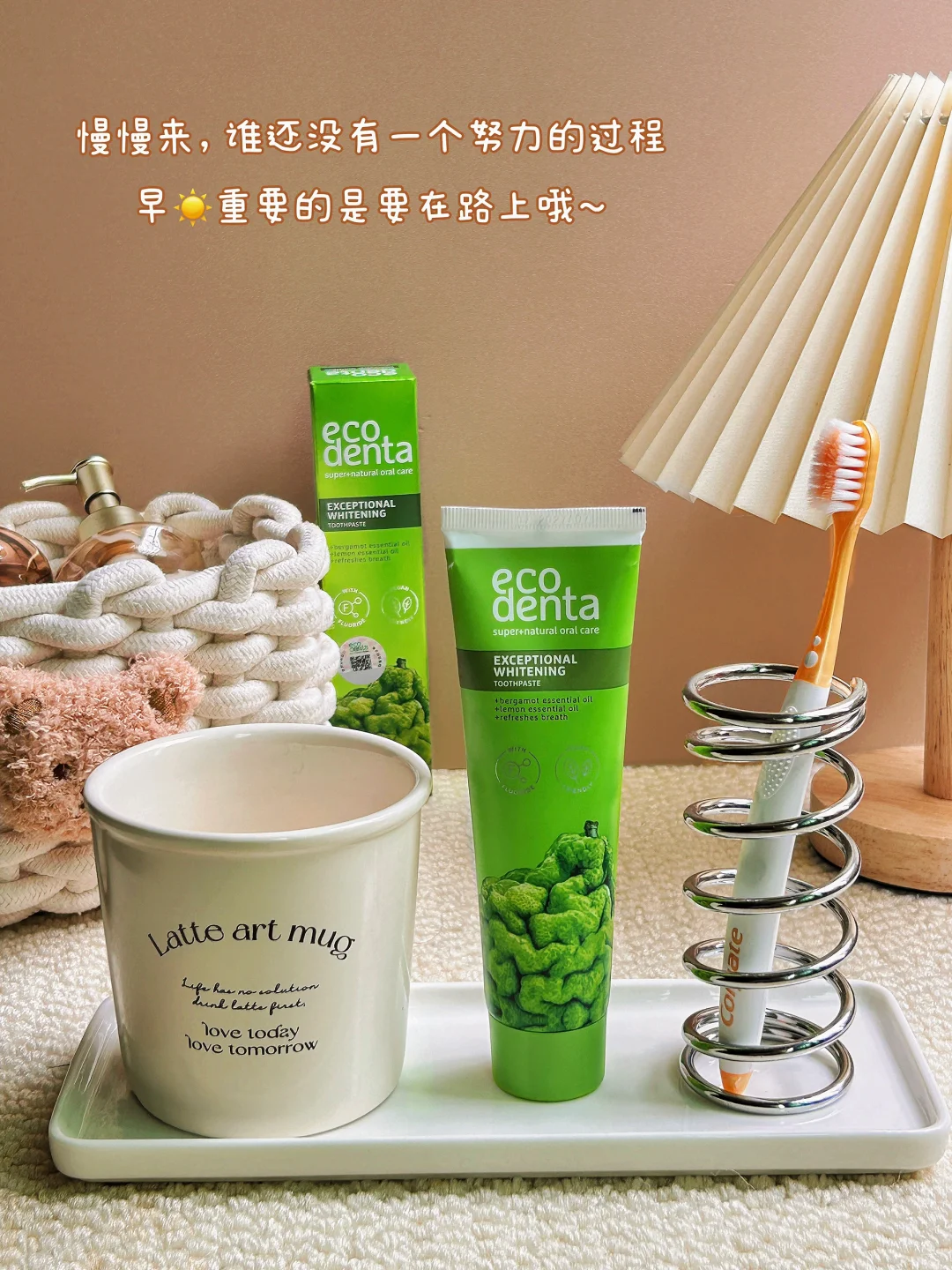 打工人破防plog｜月薪6k 的體面全靠硬撐