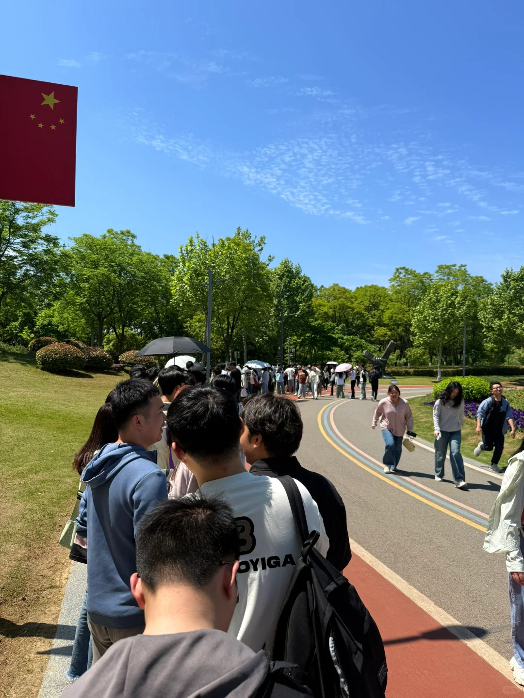 此生排過(guò)最長(zhǎng)的隊(duì)伍