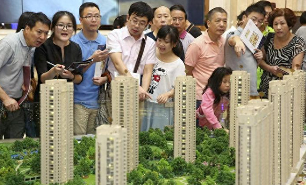奇了怪了!上半年就算亏本也要卖房,为何一到年末又开始涨价了?