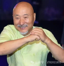 与央视决裂第一人,如今住豪宅被曝承包万亩地,陈佩斯的身世终于