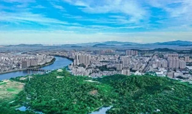 广东饶平楼市的危机,饶平县房价很低,但饶平年轻人仍觉得房价贵