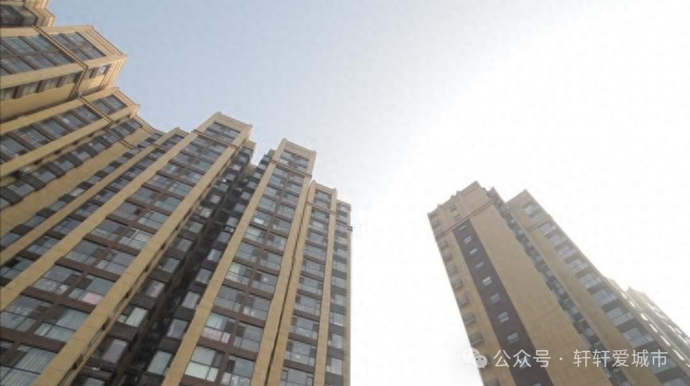 退休时提30万公积金,本想买房,亲家知道后,我直接买车周游全国