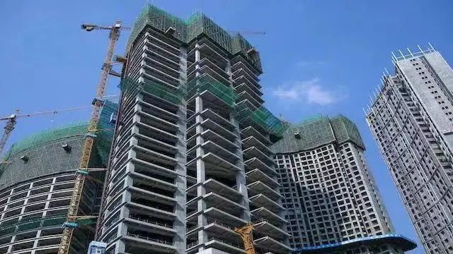 “楼市大地震!房价是涨是跌?