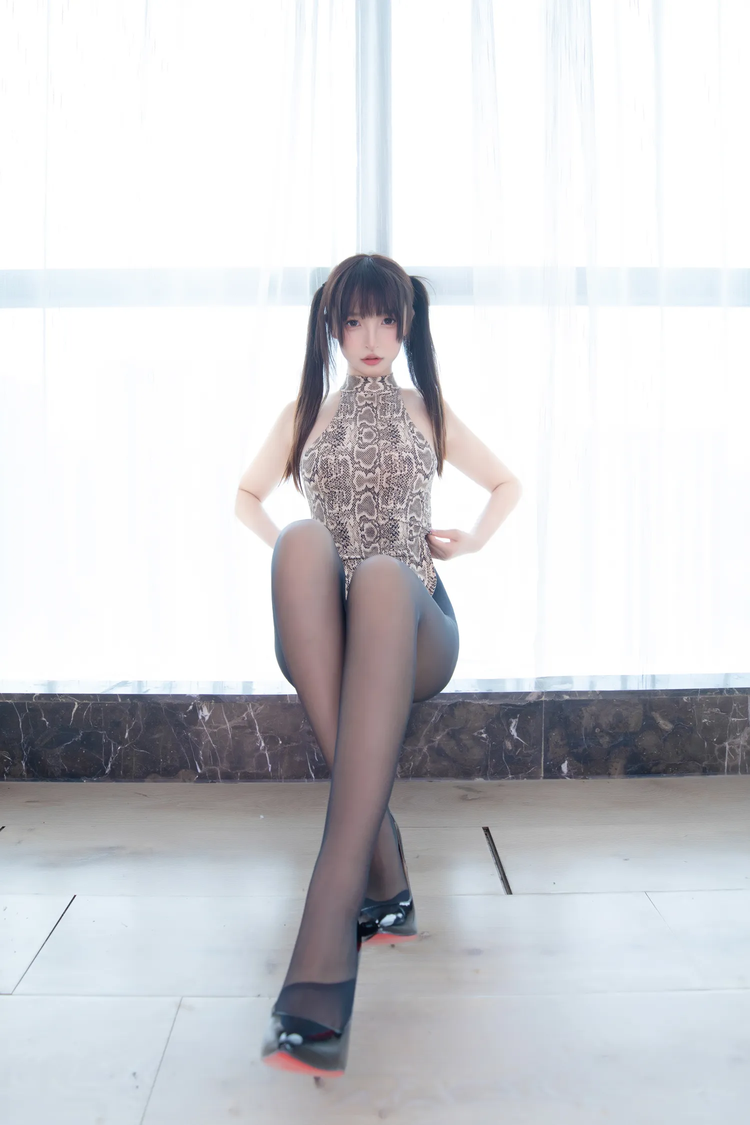 神楽坂真冬–蟒纹旗袍[75P91M] 性感美女个人写真摄影艺术照