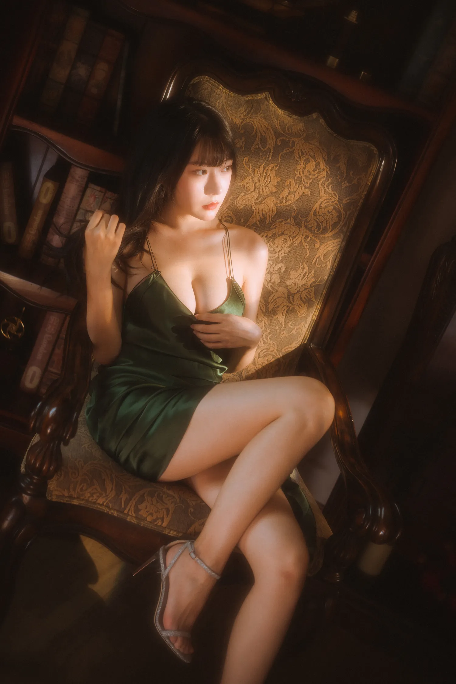 香草喵露露–杨枝甘露绿色连衣裙[45P1V1.19G] 性感美女个人写真摄影艺术照