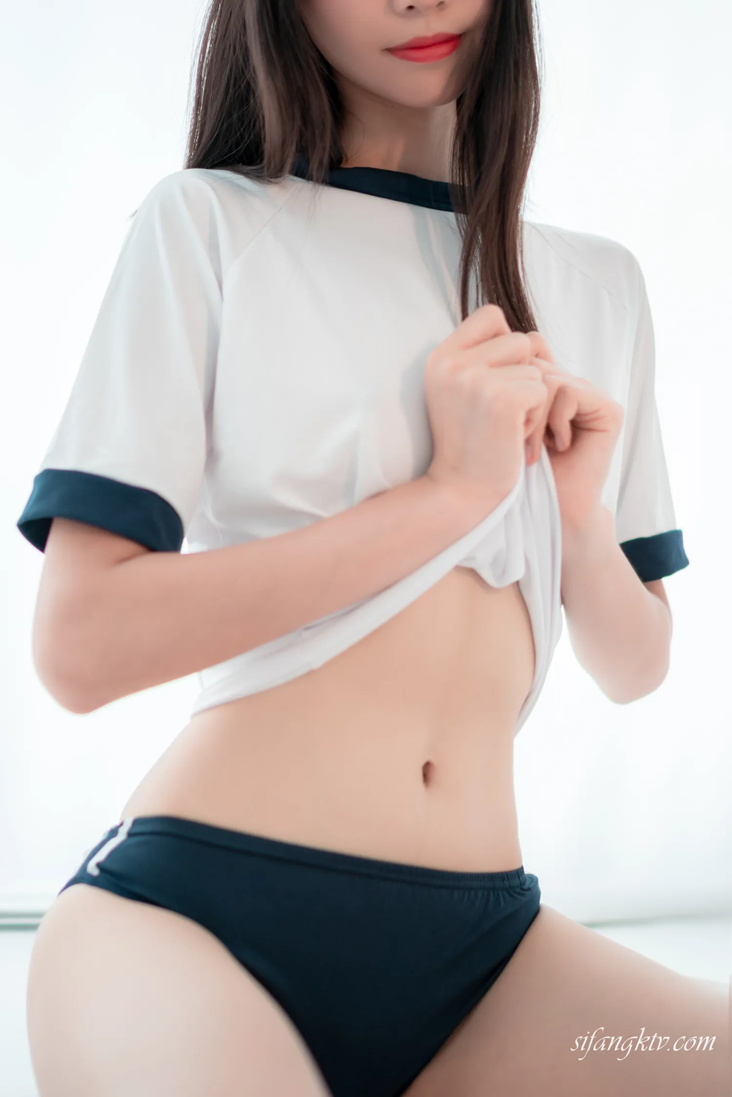 西瓜少女VOL.035女子体操服［19P160M］ 性感美女个人写真摄影艺术照