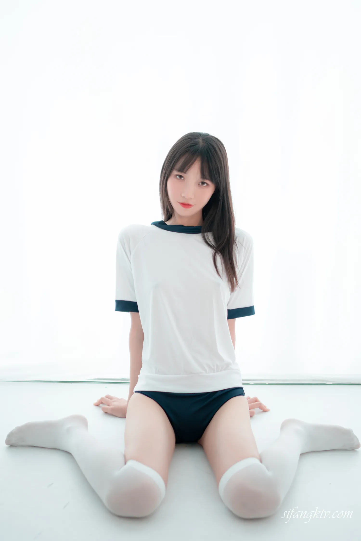 西瓜少女VOL.035女子体操服［19P160M］ 性感美女个人写真摄影艺术照