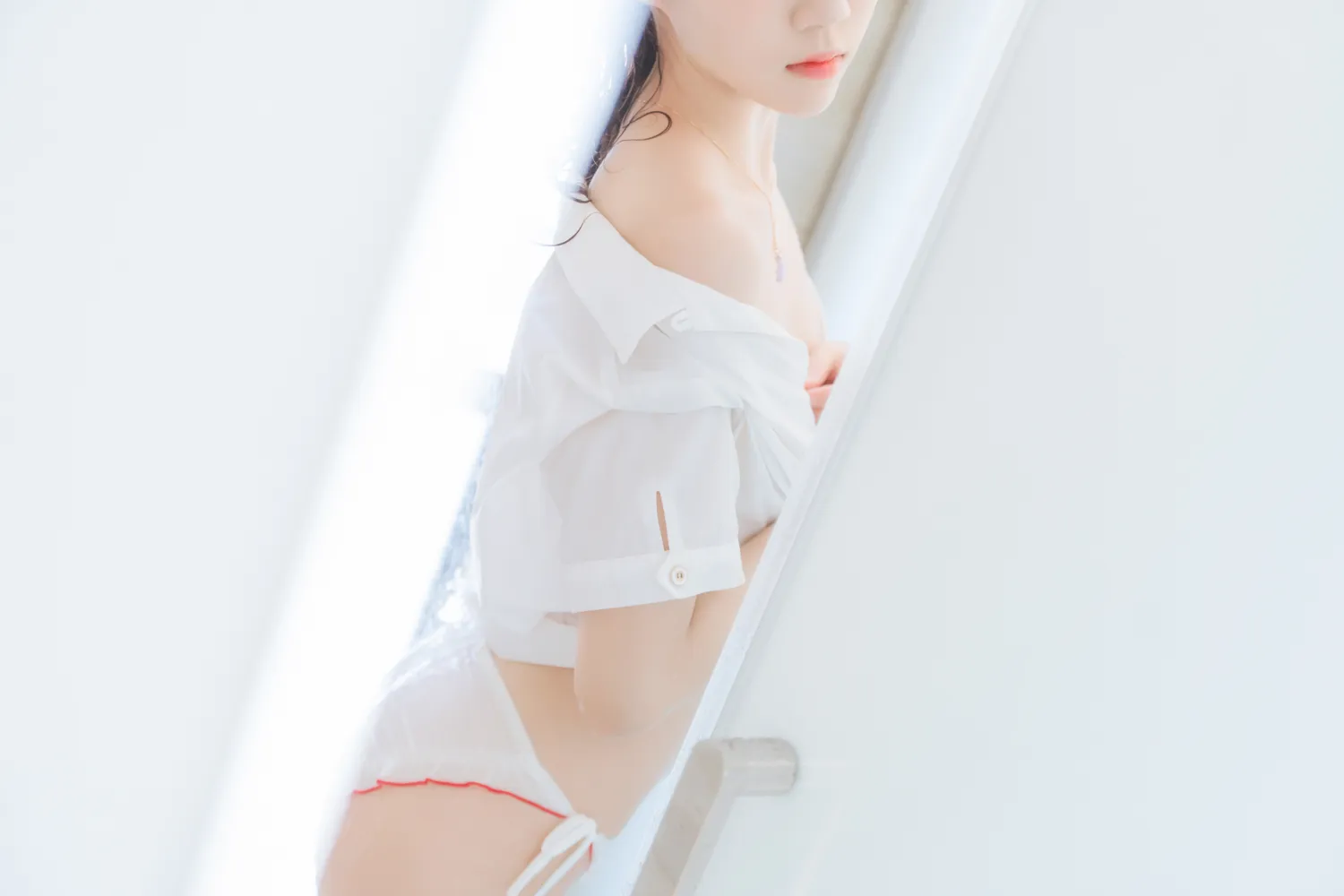 桜桃喵VOL.064[54P]洒花-性感美女个人写真摄影艺术照