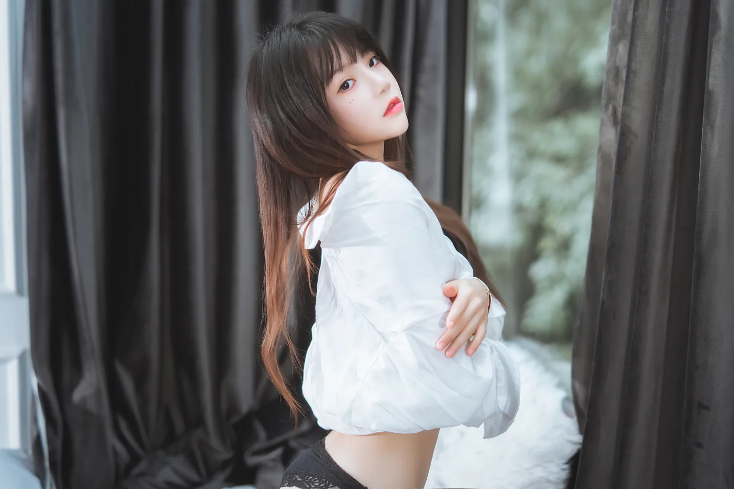 桜桃喵–狼来了01[72P1.3G]-性感美女个人写真摄影艺术照